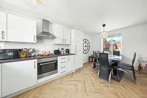 Masefield Avenue Holmewood